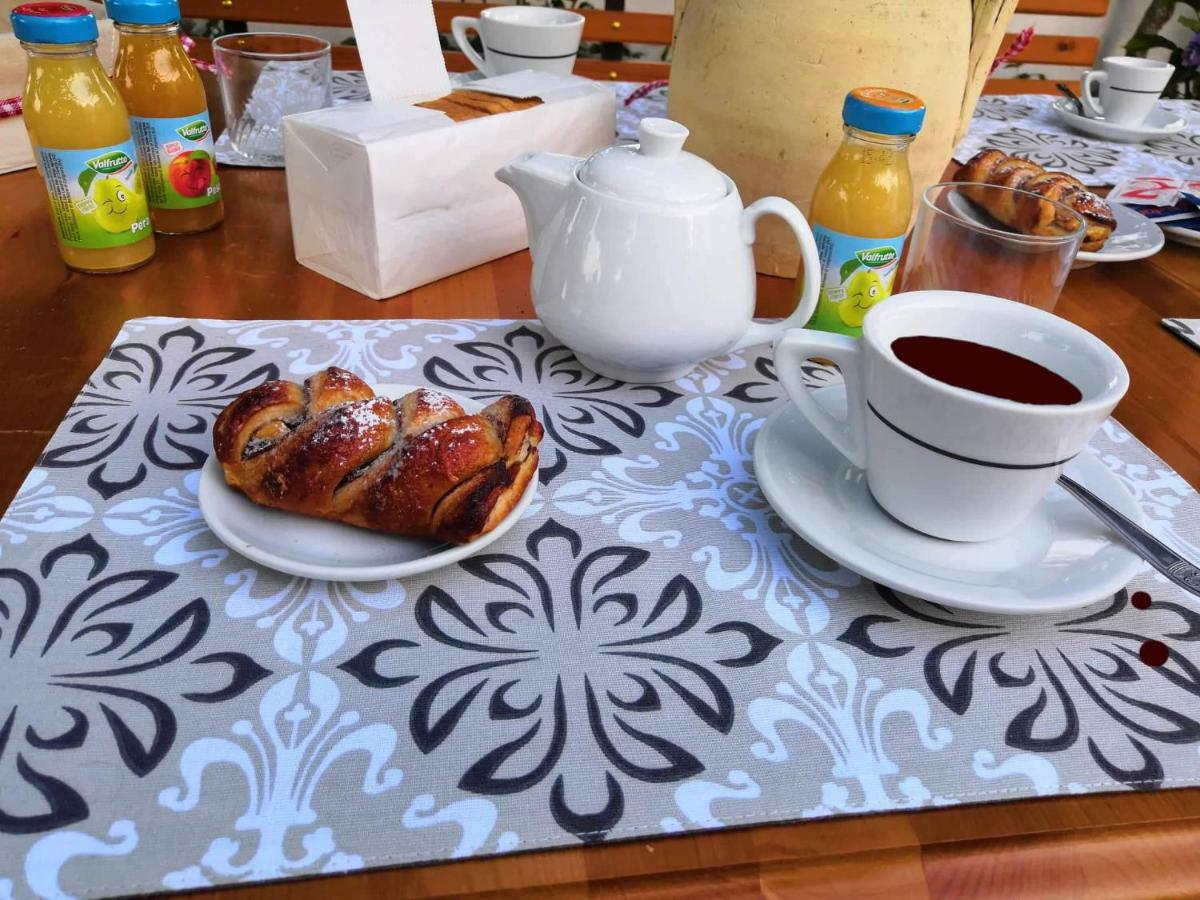 U' Fore B&B Relax Garden Noci Kültér fotó